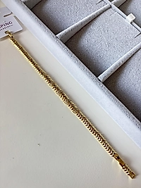 XUPB59 MODEL BİLEKLİK