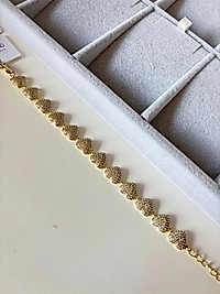 XUPB49 MODEL BİLEKLİK