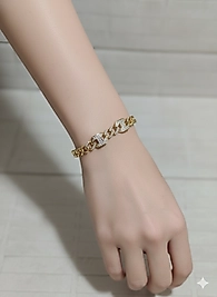 XUPB63 MODEL BİLEKLİK