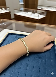 XUPB75 MODEL BİLEKLİK