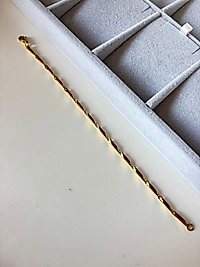 B043 MODEL BİLEKLİK